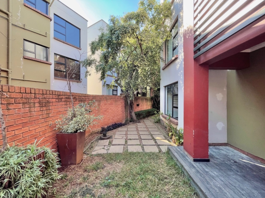2 Bedroom Property for Sale in Douglasdale Gauteng