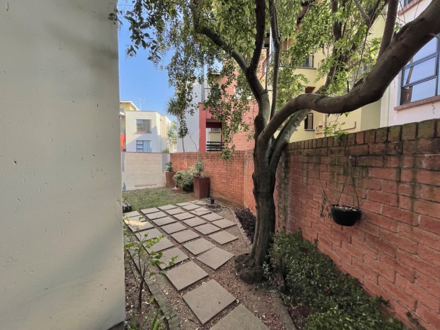 2 Bedroom Property for Sale in Douglasdale Gauteng