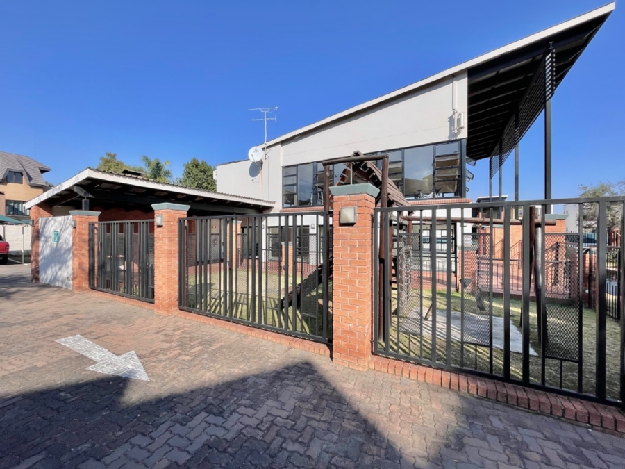 2 Bedroom Property for Sale in Douglasdale Gauteng