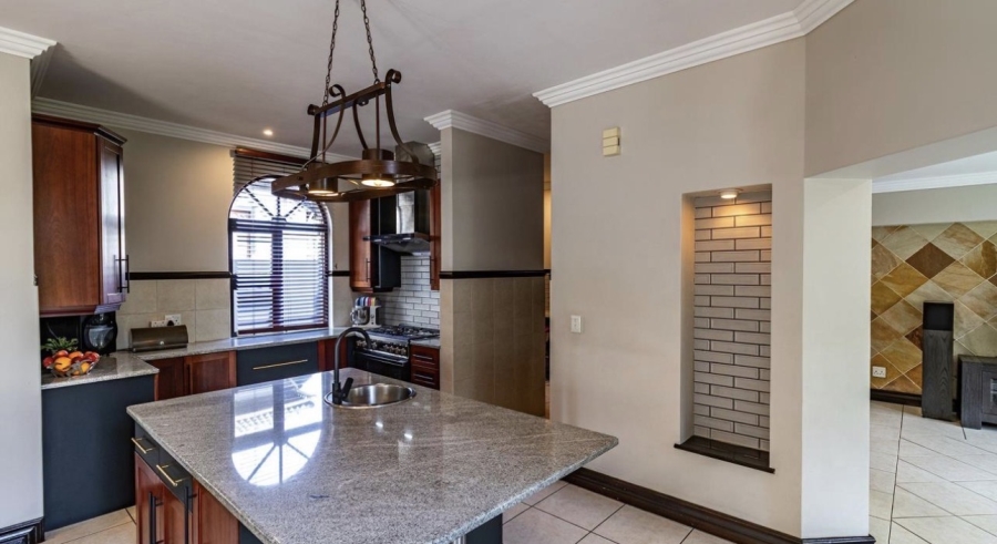 4 Bedroom Property for Sale in Blue Valley Golf Estate Gauteng