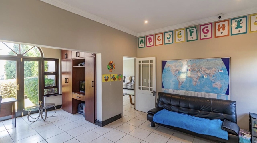 4 Bedroom Property for Sale in Blue Valley Golf Estate Gauteng