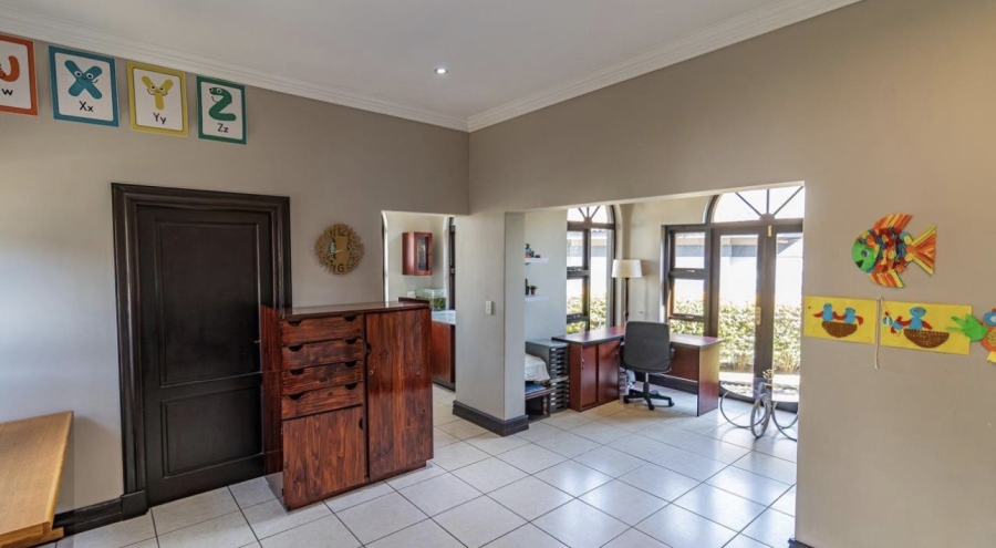 4 Bedroom Property for Sale in Blue Valley Golf Estate Gauteng