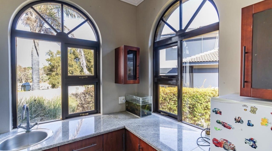 4 Bedroom Property for Sale in Blue Valley Golf Estate Gauteng
