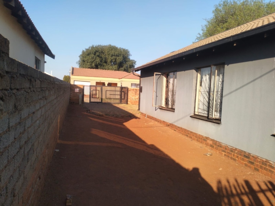 3 Bedroom Property for Sale in Vosloorus Gauteng