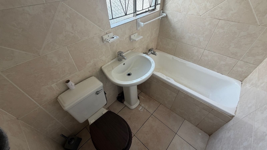 3 Bedroom Property for Sale in Soshanguve M Gauteng