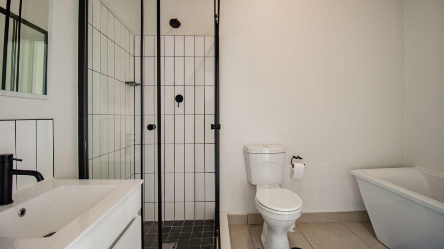 5 Bedroom Property for Sale in Linbro Park Gauteng
