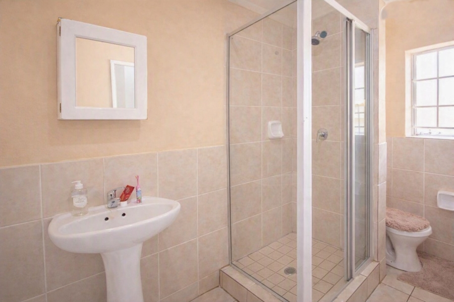 2 Bedroom Property for Sale in Comet Gauteng