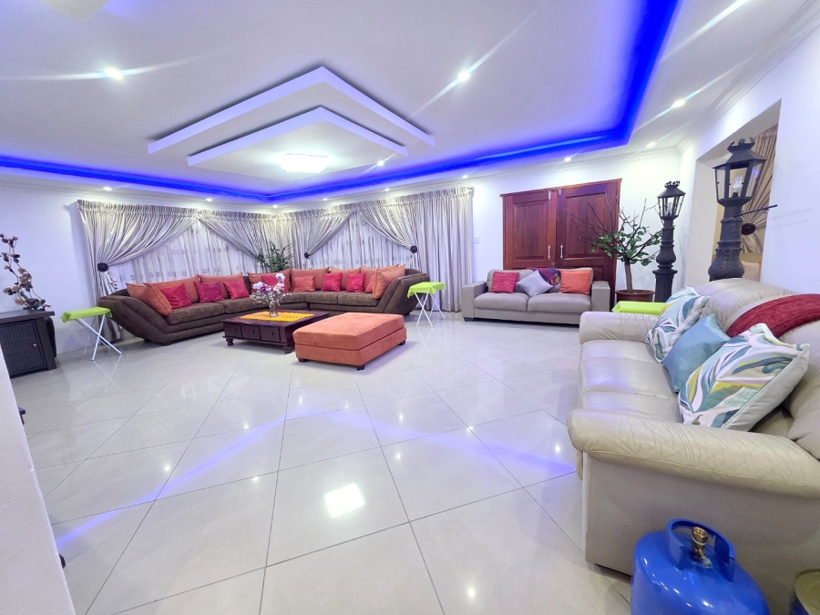 4 Bedroom Property for Sale in Birchleigh North Gauteng
