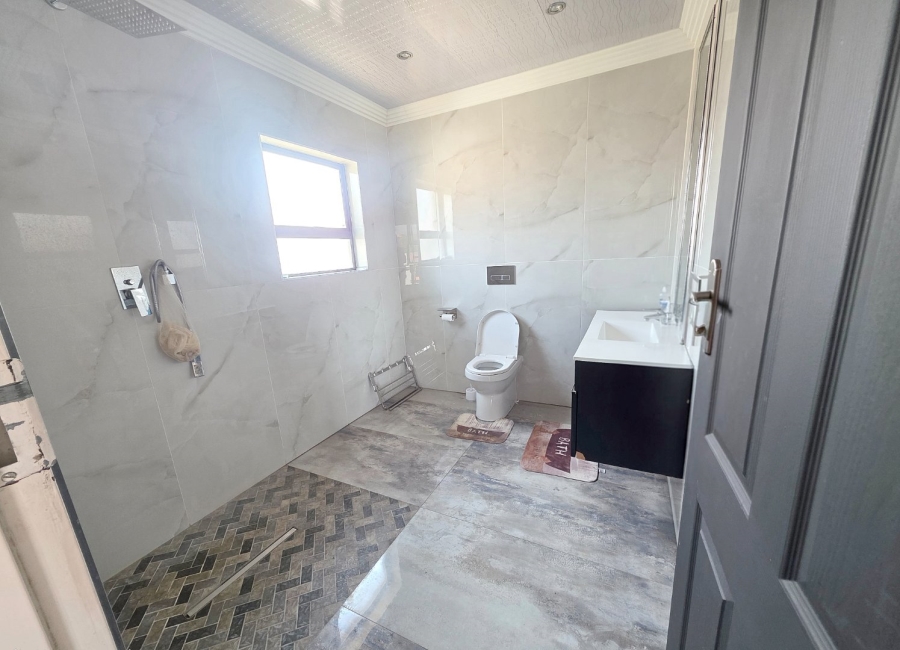 5 Bedroom Property for Sale in Parkrand Gauteng
