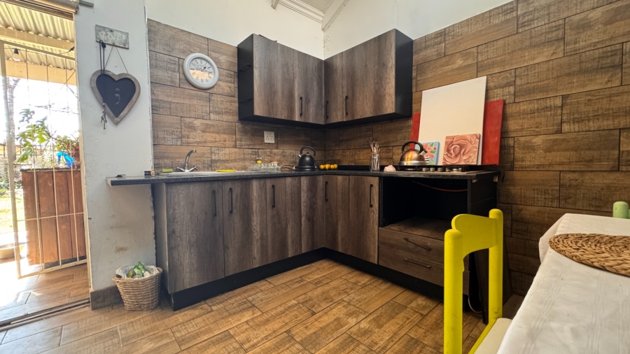 5 Bedroom Property for Sale in Three Rivers Gauteng