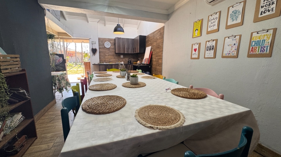 5 Bedroom Property for Sale in Three Rivers Gauteng