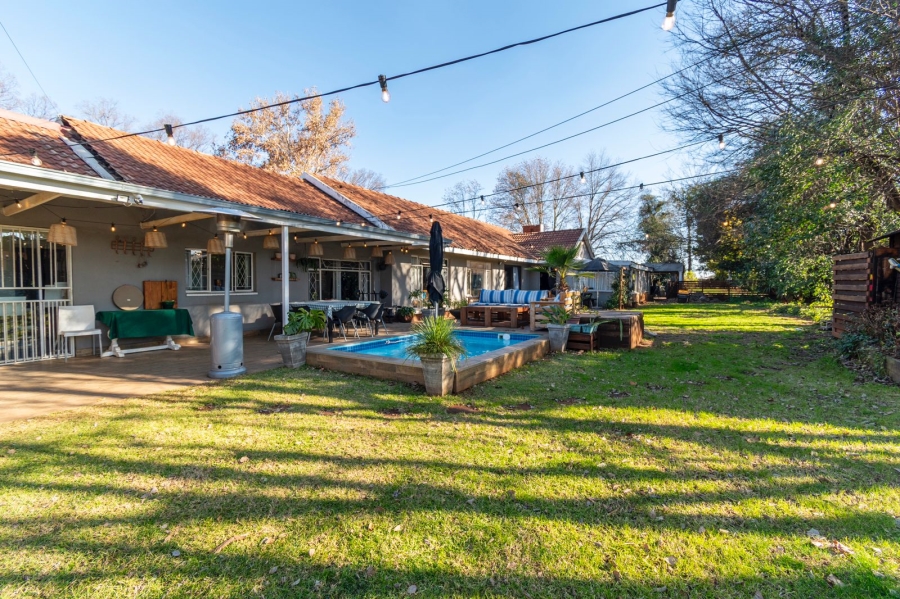 5 Bedroom Property for Sale in Three Rivers Gauteng