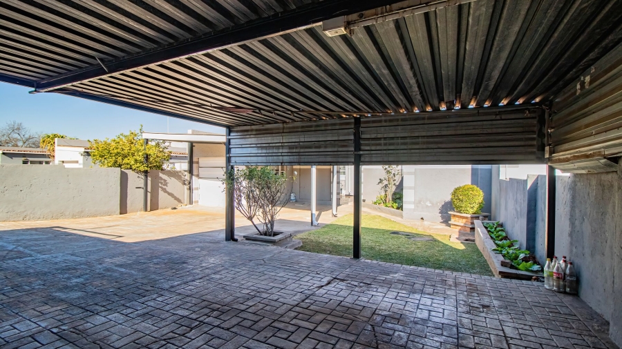 3 Bedroom Property for Sale in Klopperpark Gauteng