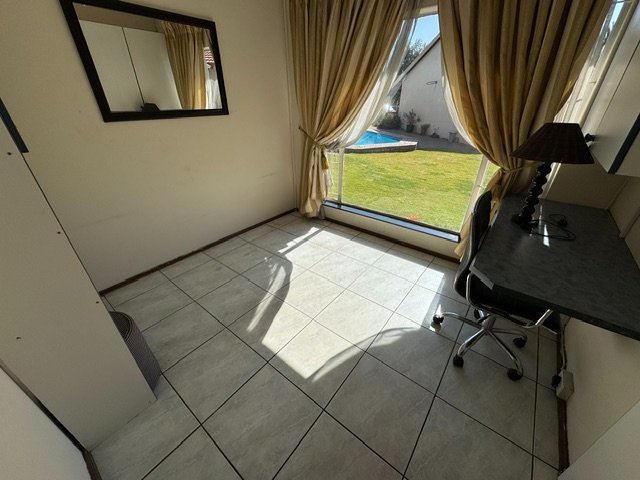 4 Bedroom Property for Sale in Glen Marais Gauteng