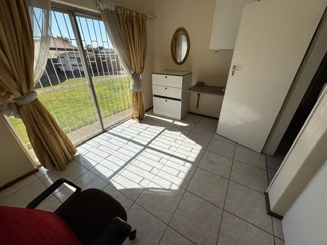 4 Bedroom Property for Sale in Glen Marais Gauteng