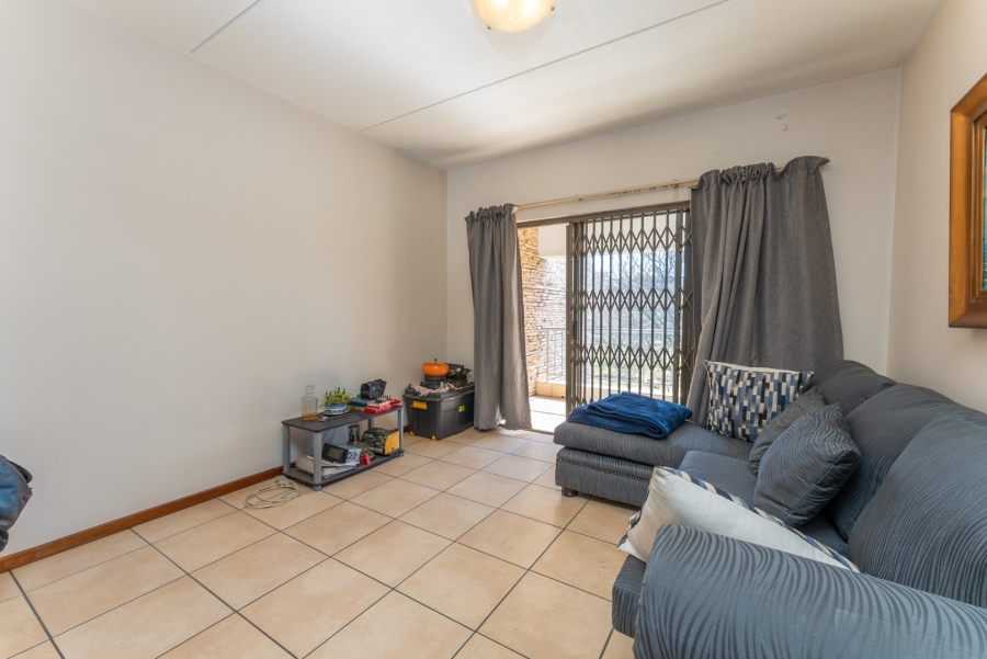 1 Bedroom Property for Sale in Greenstone Hill Gauteng