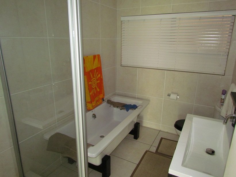 2 Bedroom Property for Sale in Greenstone Hill Gauteng