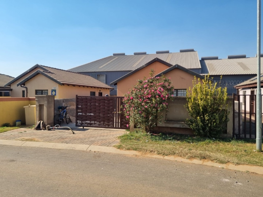 To Let 3 Bedroom Property for Rent in Windmill Park Gauteng