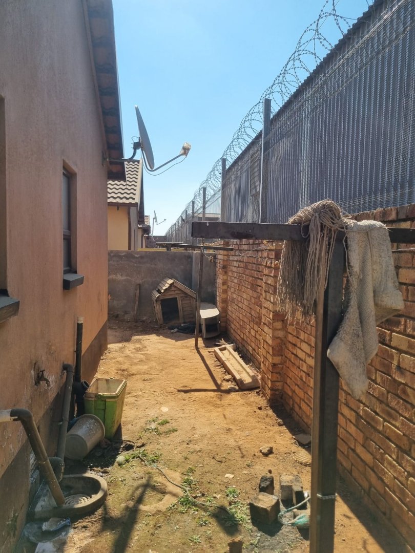 To Let 3 Bedroom Property for Rent in Windmill Park Gauteng