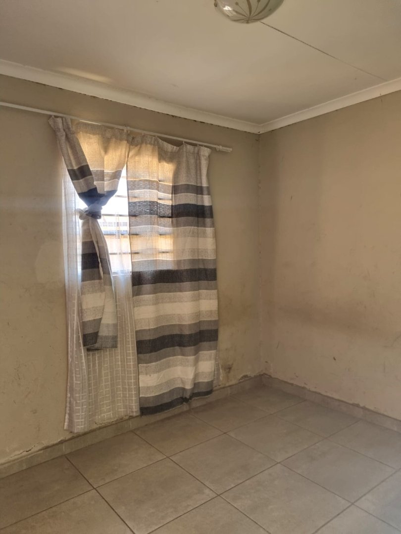To Let 3 Bedroom Property for Rent in Windmill Park Gauteng
