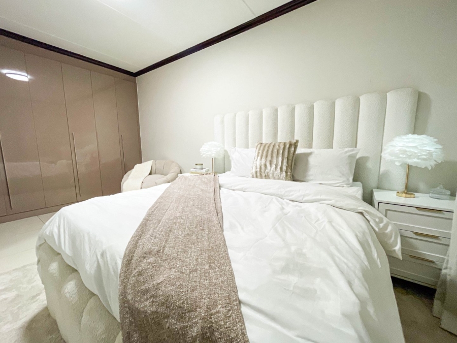 To Let 2 Bedroom Property for Rent in Blue Hills Gauteng