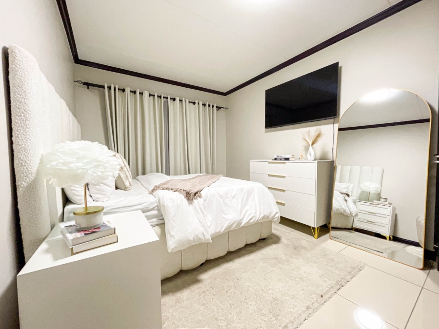 To Let 2 Bedroom Property for Rent in Blue Hills Gauteng