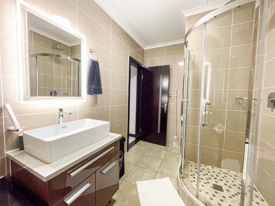 To Let 2 Bedroom Property for Rent in Blue Hills Gauteng