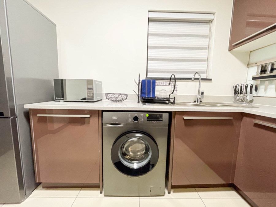 To Let 2 Bedroom Property for Rent in Blue Hills Gauteng