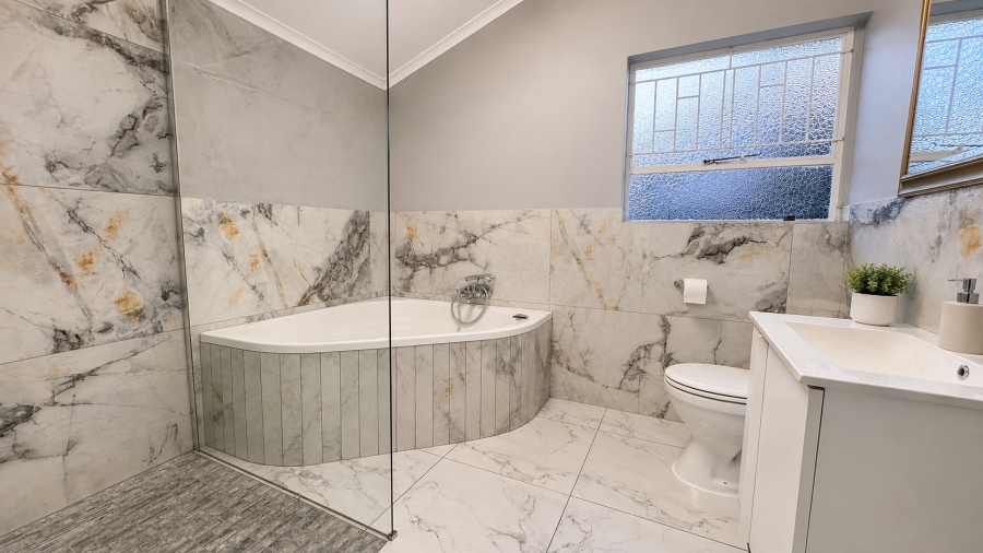 4 Bedroom Property for Sale in Risiville Gauteng