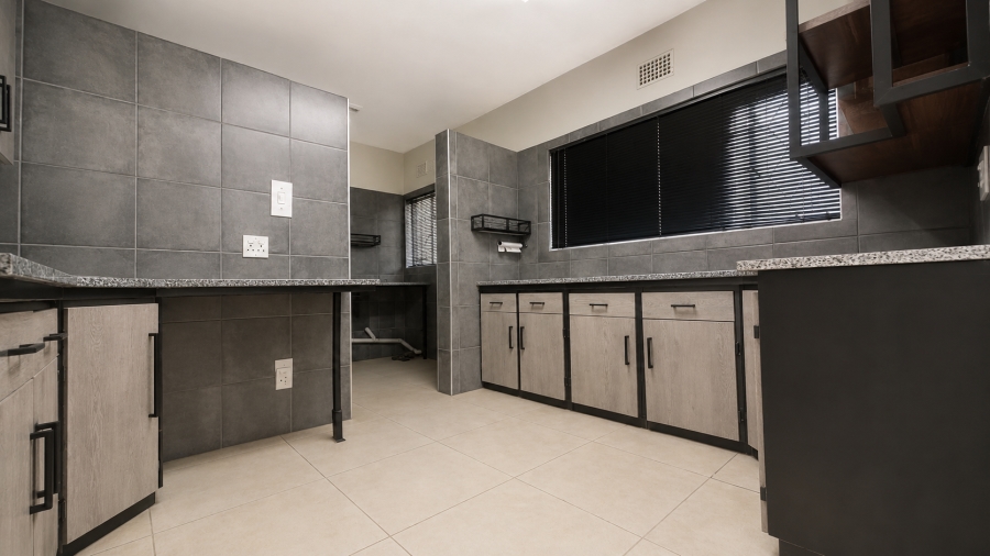 3 Bedroom Property for Sale in Three Rivers Proper Gauteng