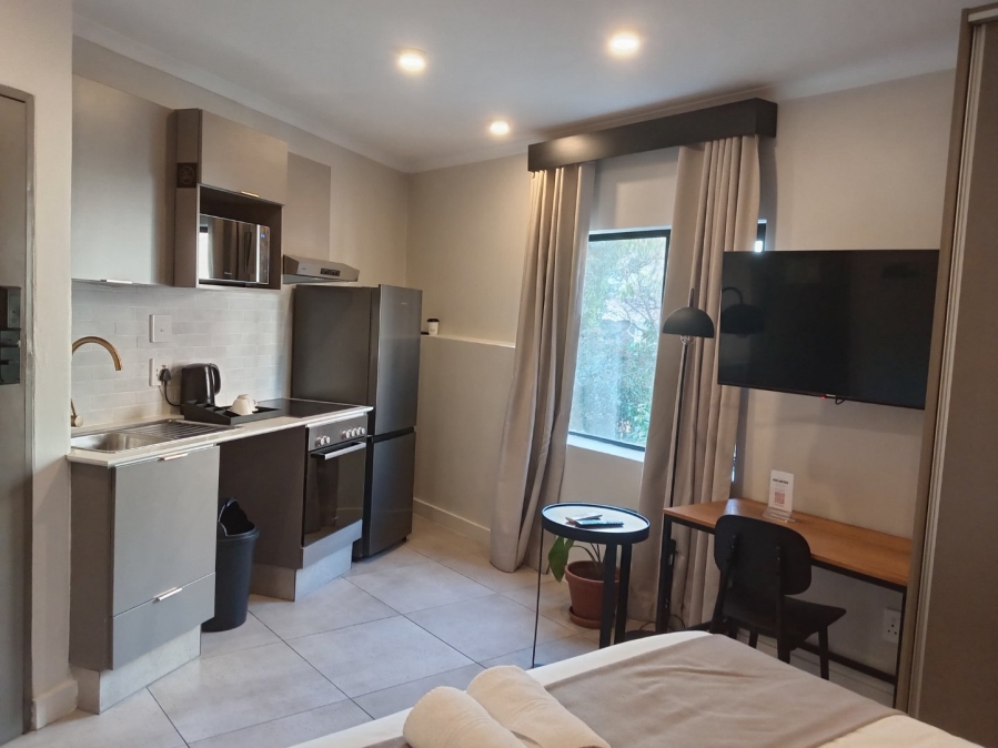 To Let 1 Bedroom Property for Rent in Sandton Central Gauteng