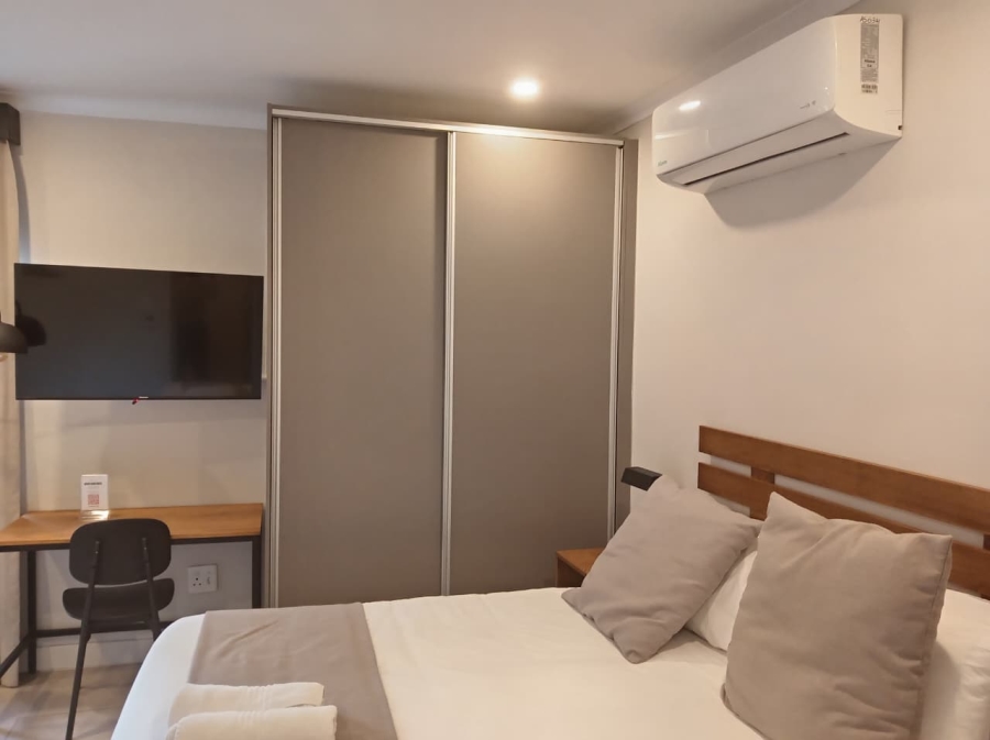 To Let 1 Bedroom Property for Rent in Sandton Central Gauteng