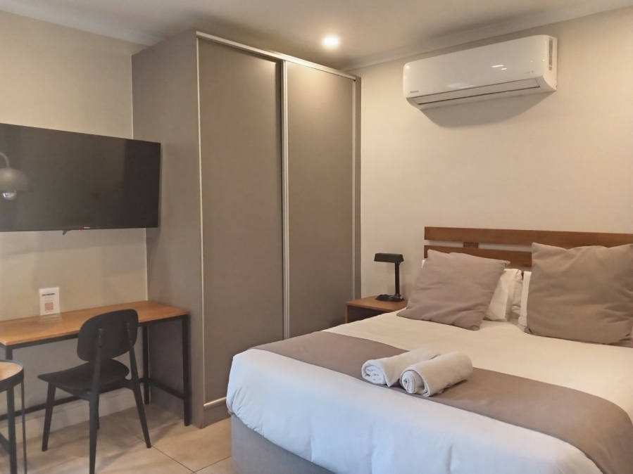 To Let 1 Bedroom Property for Rent in Sandton Central Gauteng