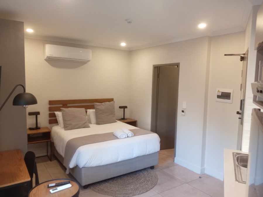 To Let 1 Bedroom Property for Rent in Sandton Central Gauteng