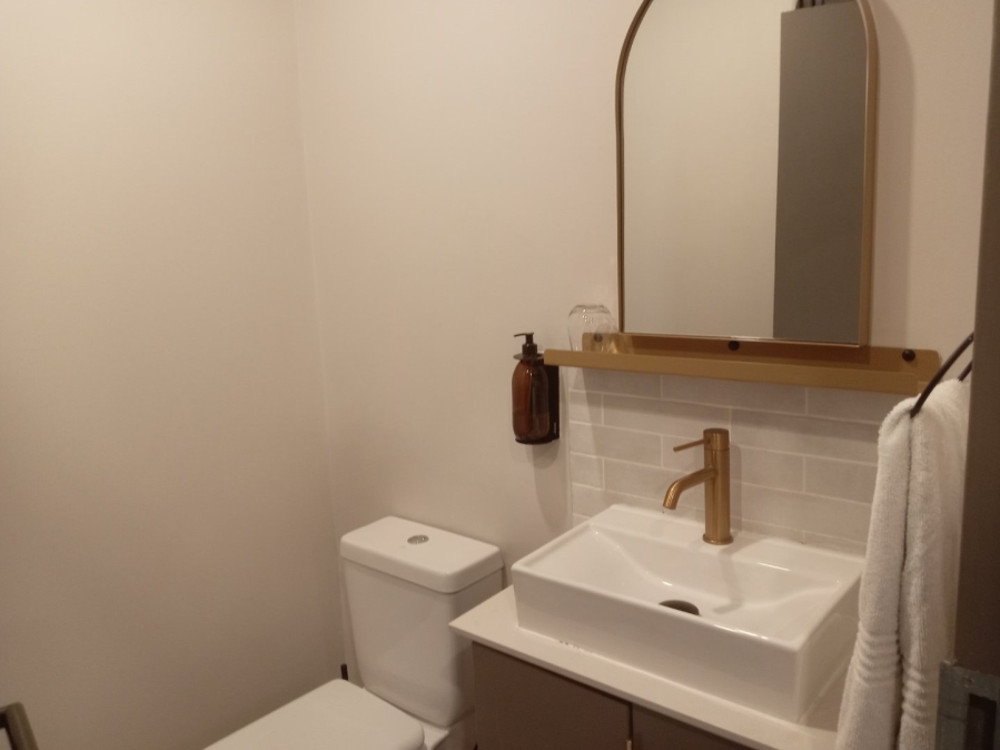To Let 1 Bedroom Property for Rent in Sandton Central Gauteng