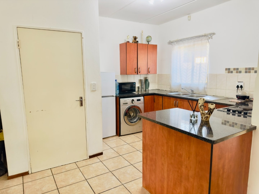 2 Bedroom Property for Sale in Zandspruit Gauteng