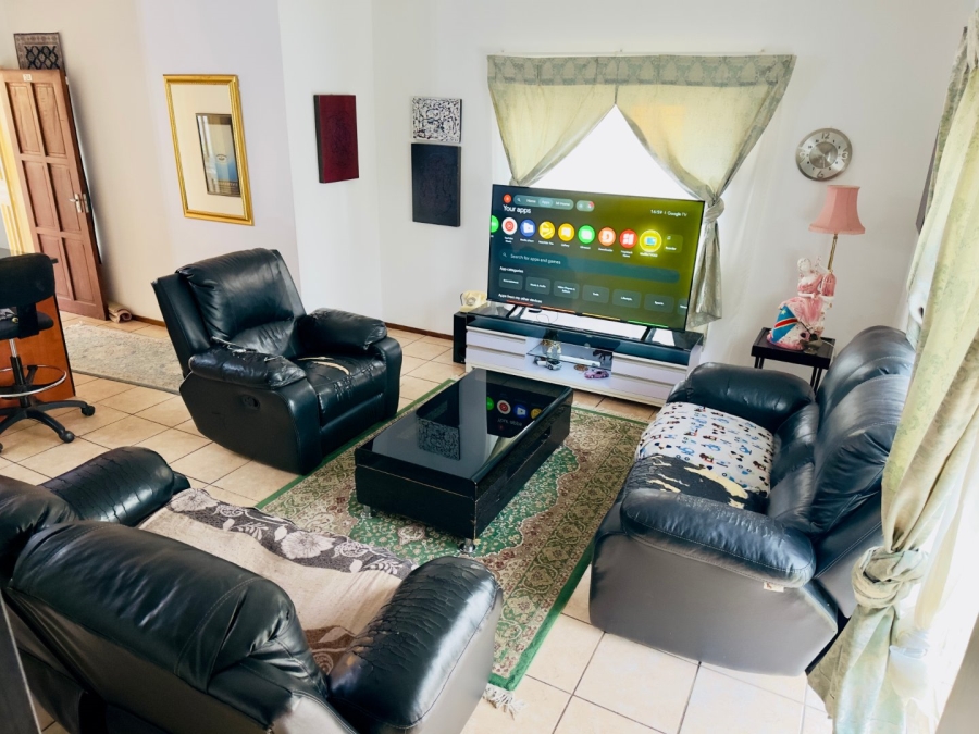 2 Bedroom Property for Sale in Zandspruit Gauteng