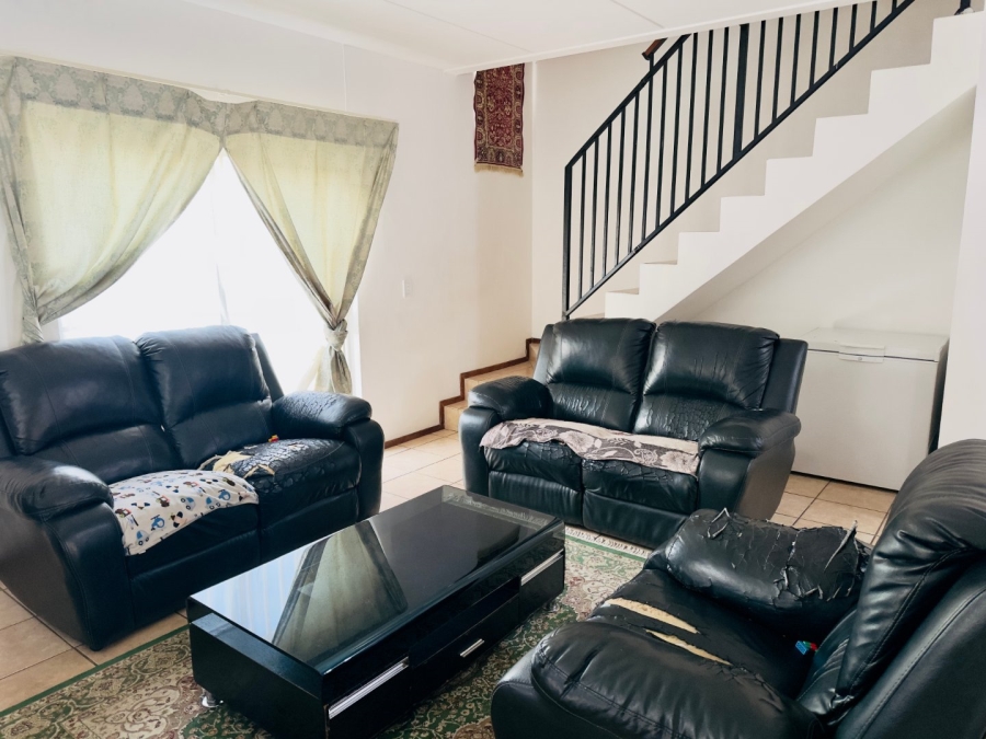 2 Bedroom Property for Sale in Zandspruit Gauteng