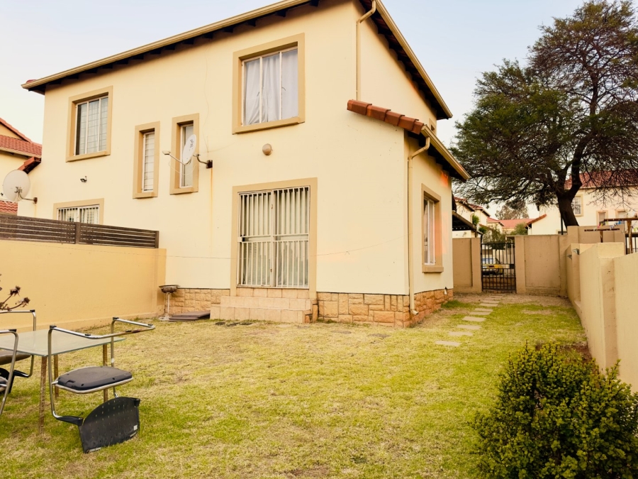 2 Bedroom Property for Sale in Zandspruit Gauteng