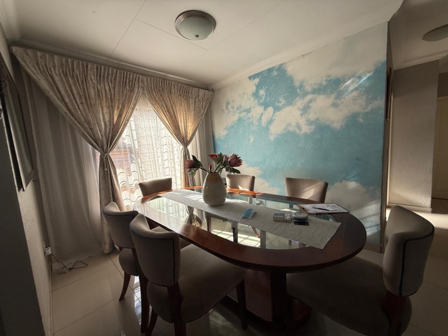 3 Bedroom Property for Sale in South Crest Gauteng