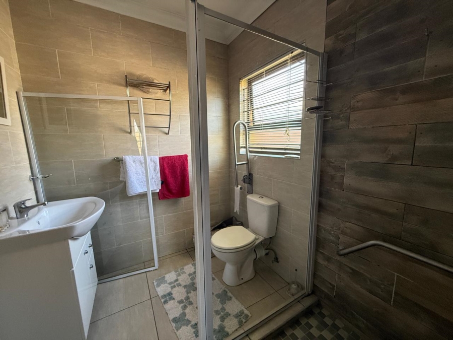 3 Bedroom Property for Sale in South Crest Gauteng