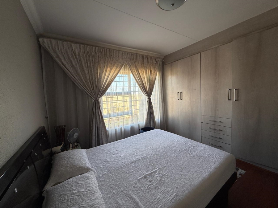 3 Bedroom Property for Sale in South Crest Gauteng