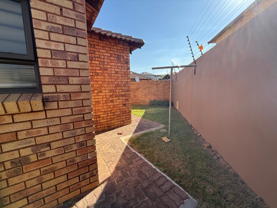 3 Bedroom Property for Sale in South Crest Gauteng