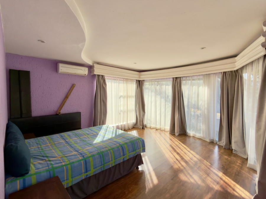 4 Bedroom Property for Sale in Glenvista Gauteng