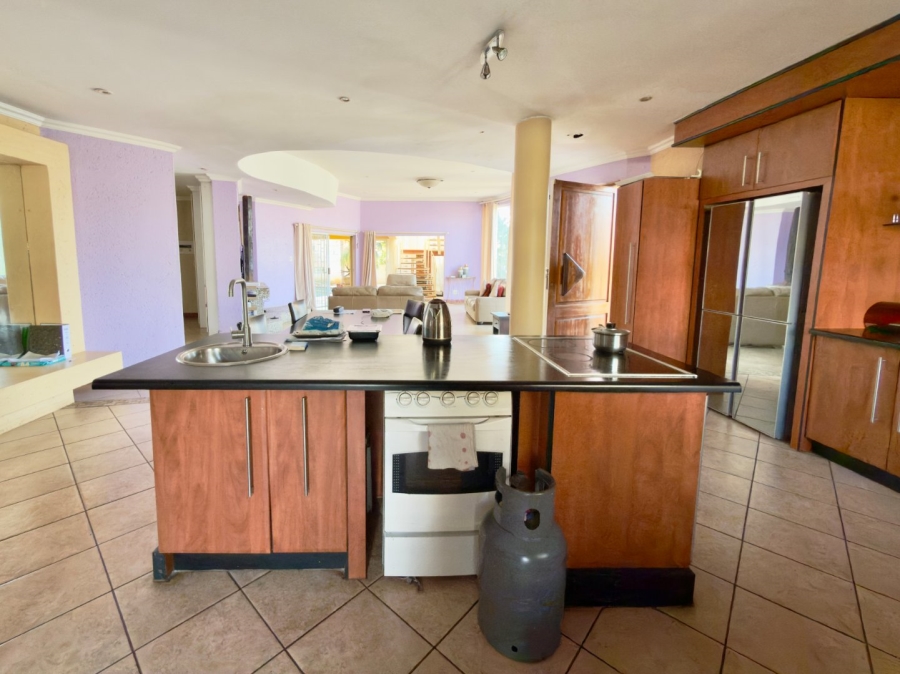 4 Bedroom Property for Sale in Glenvista Gauteng