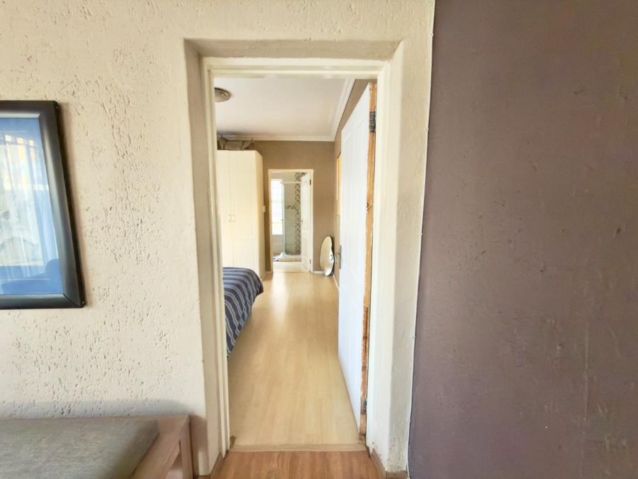 4 Bedroom Property for Sale in Glenvista Gauteng