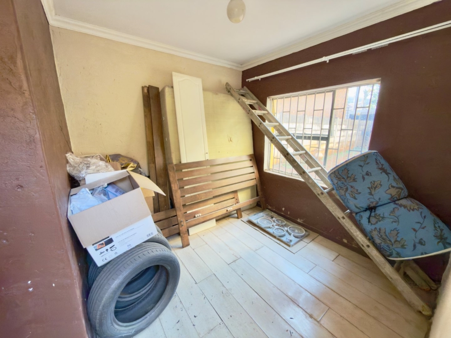 4 Bedroom Property for Sale in Glenvista Gauteng