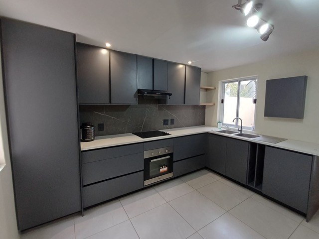 3 Bedroom Property for Sale in Dowerglen Gauteng