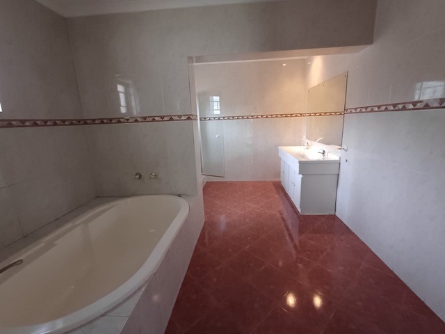 3 Bedroom Property for Sale in Dowerglen Gauteng