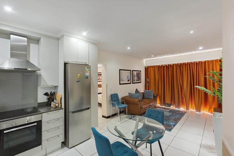 To Let 1 Bedroom Property for Rent in Fourways Gauteng